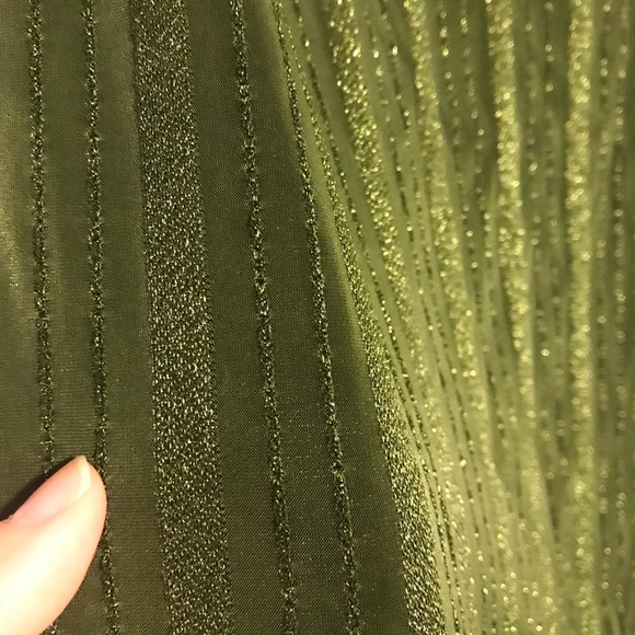 Collectif Green Metallic Lurex Midi Skirt - Picture 2 of 5